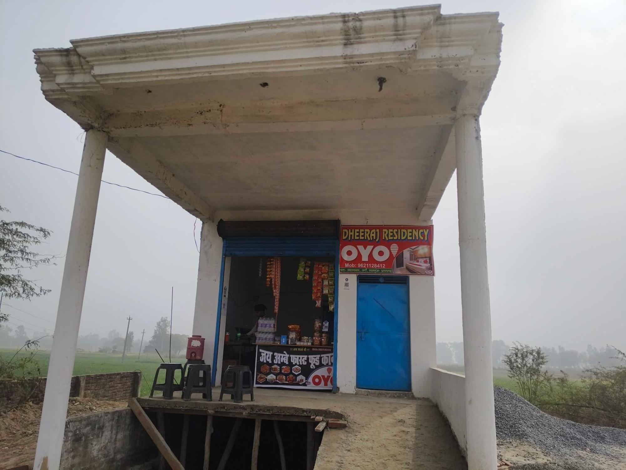 Hotel O Dheeraj Residency Bela Pratapgarh Exteriér fotografie